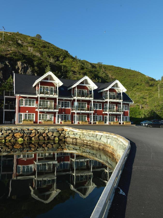 Knutholmen Hotell Kalvåg Exteriör bild