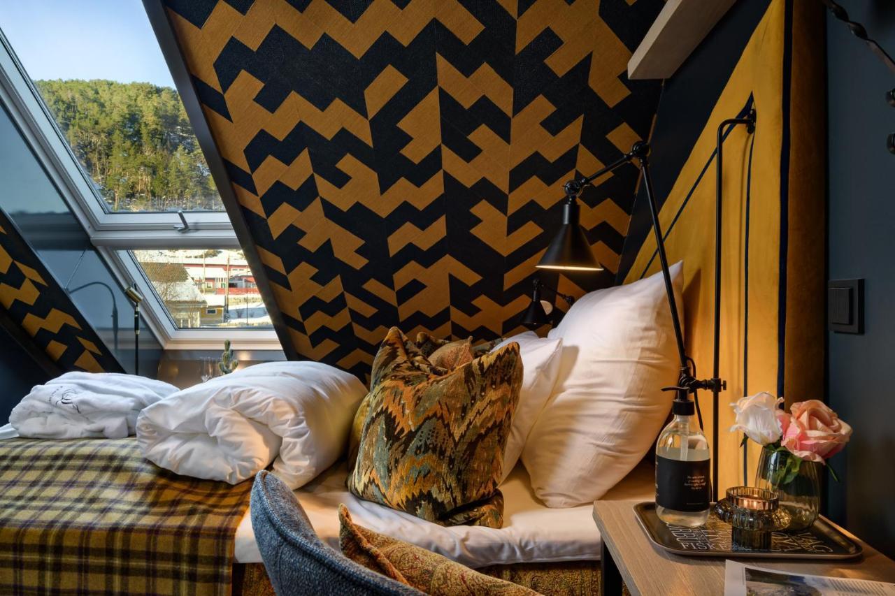 Knutholmen Hotell Kalvåg Exteriör bild