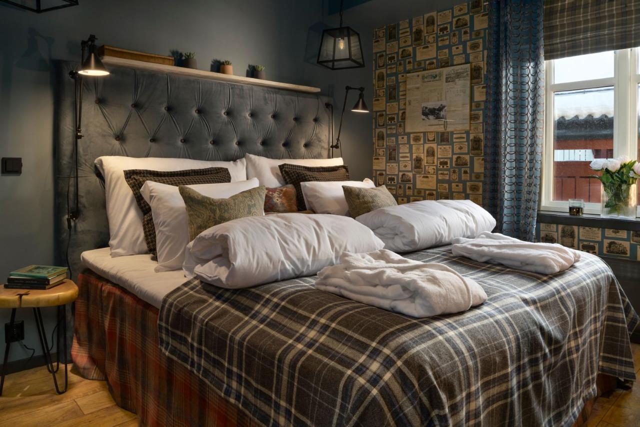 Knutholmen Hotell Kalvåg Exteriör bild