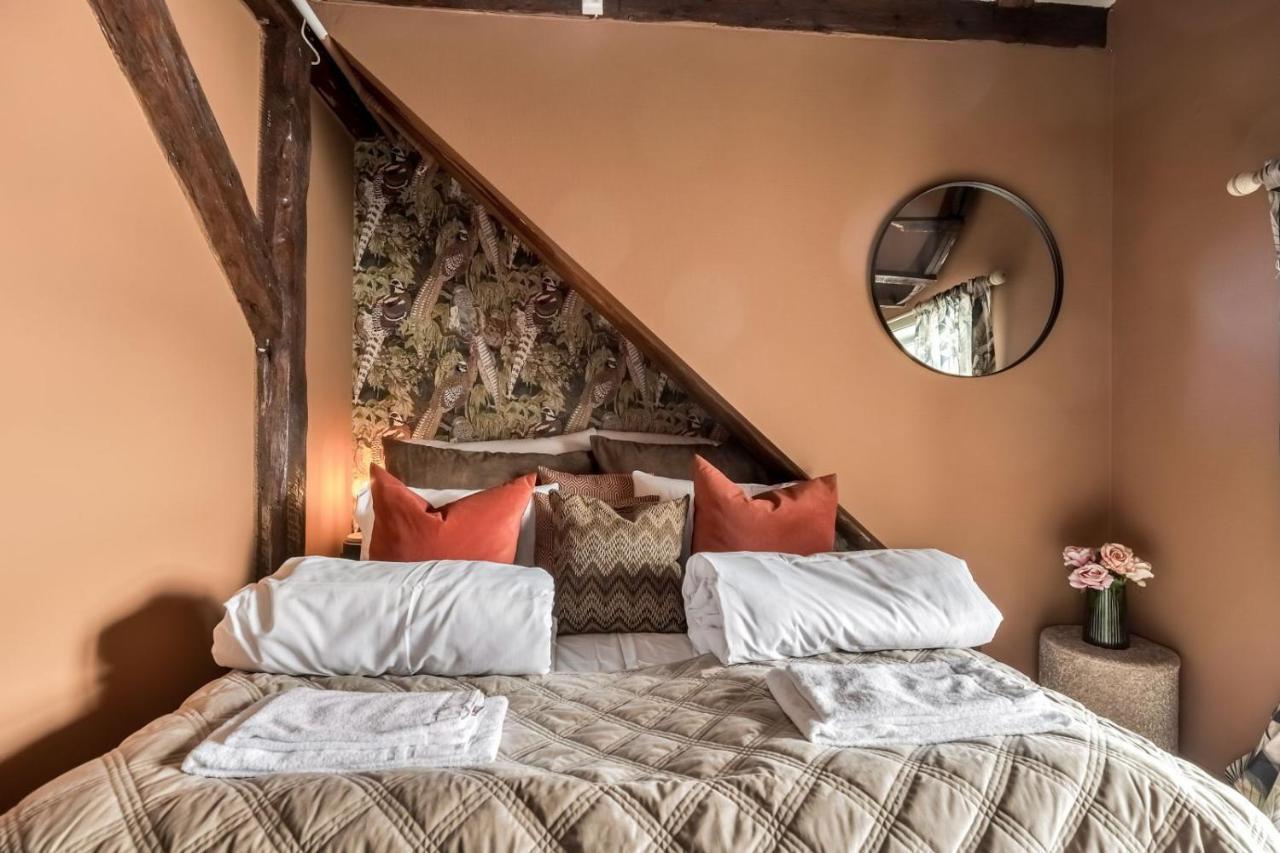 Knutholmen Hotell Kalvåg Exteriör bild