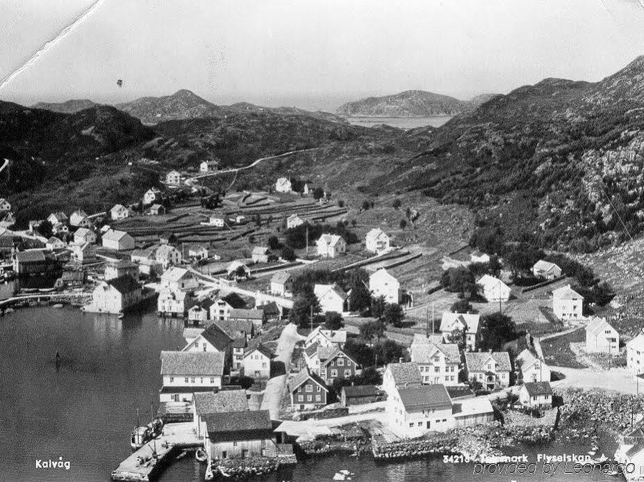 Knutholmen Hotell Kalvåg Exteriör bild